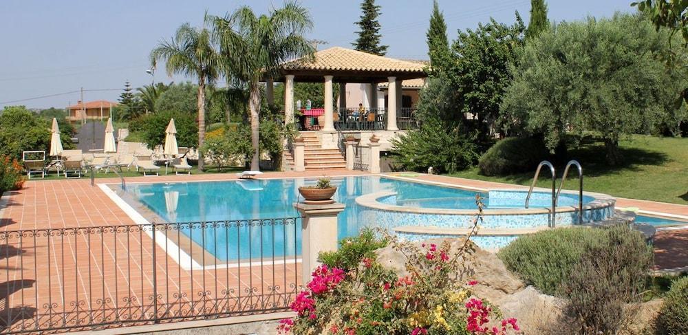 Agriturismo Il Granaio Hotel & Spa موديكا المظهر الخارجي الصورة