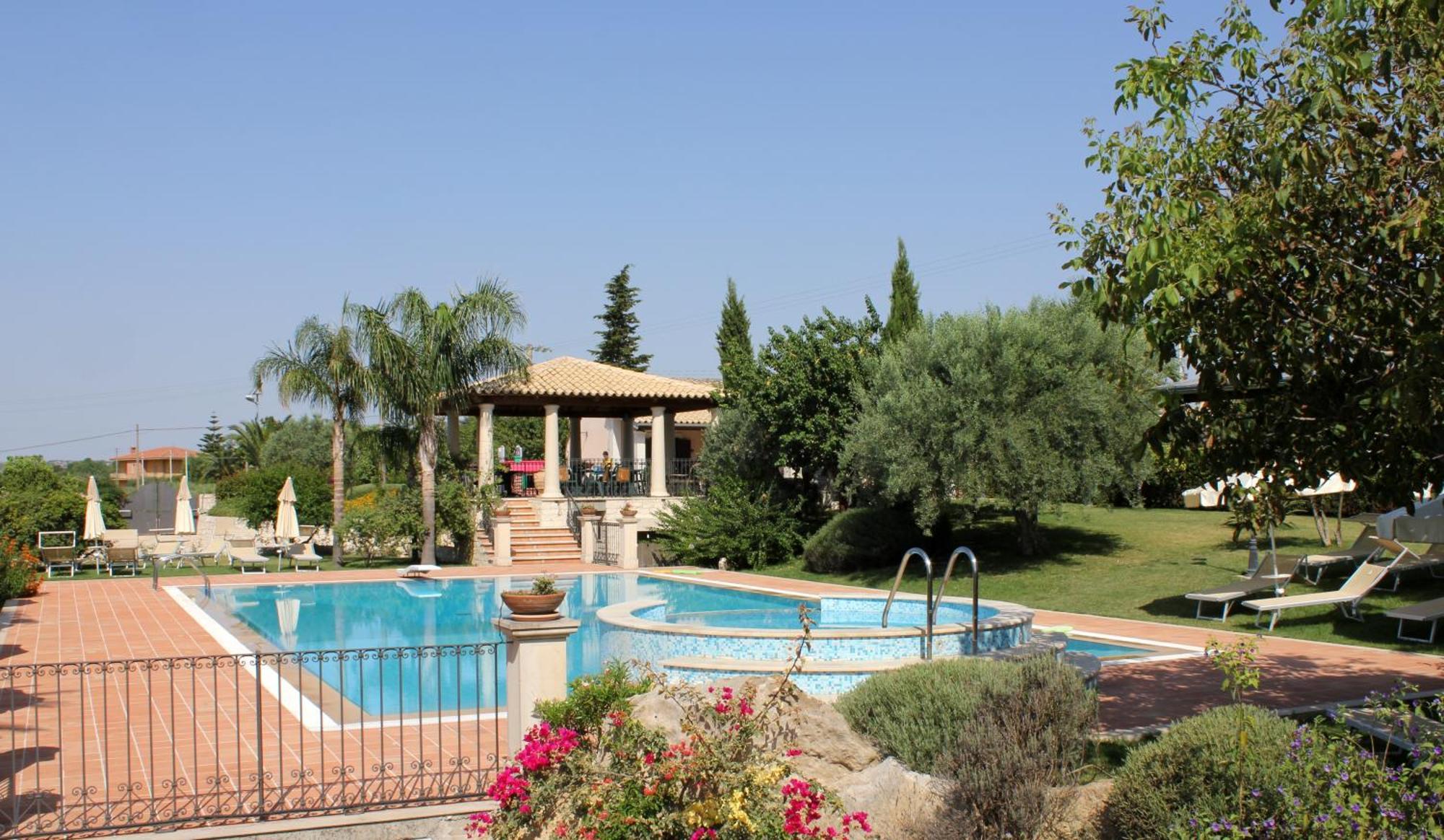 Agriturismo Il Granaio Hotel & Spa موديكا المظهر الخارجي الصورة